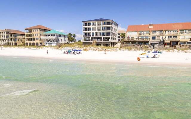 Luna Plata by Five Star Properties