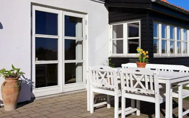 6 Person Holiday Home in Hirtshals-by Traum