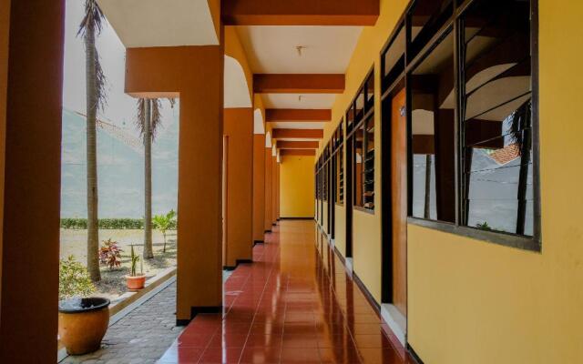 OYO 1342 Uniga Malang Family Residence