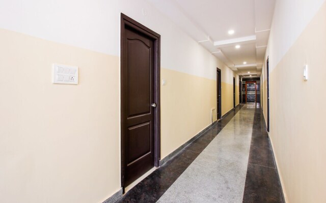 Oyo 36267 Aaditya Grand