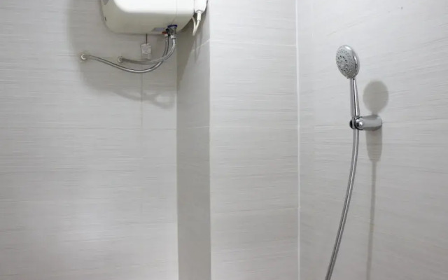 Simply Homey Studio at Gateway Pasteur Apartment near Exit Toll