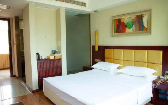 V9 Holiday Chain Hotel (Yingcheng Hanyi)