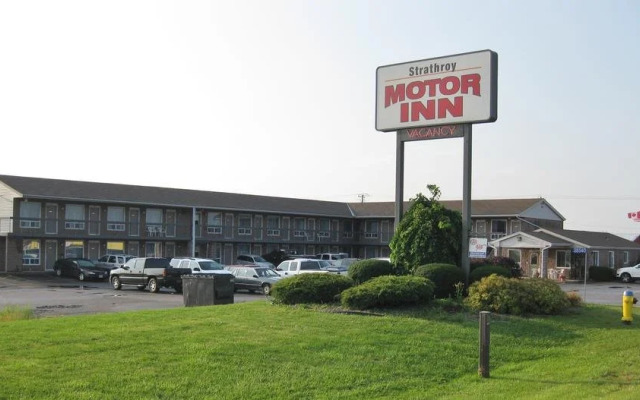 Strathroy Motor Inn