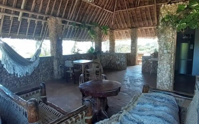 Mango Lodge Msambweni