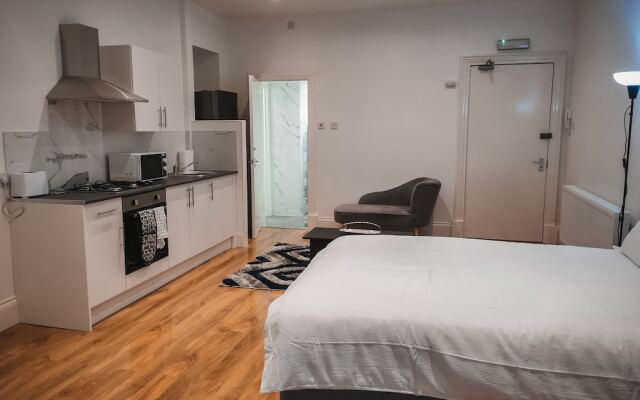 SH Apartments - Dixon Street