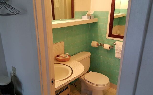 Budget Host Inn