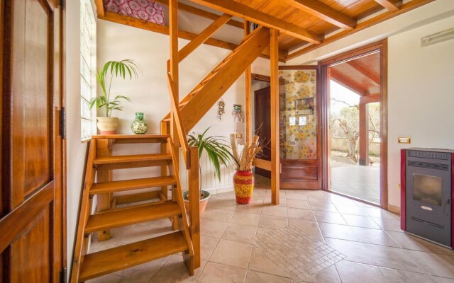 Beautiful Home in Menfi With Wifi and 3 Bedrooms