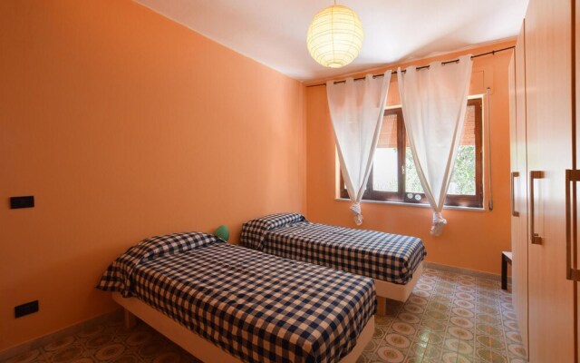 Beautiful Apartment in Falerna Marina With Wifi and 3 Bedrooms