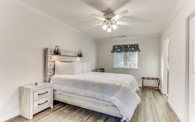 4102 South Ocean Blvd by Escape