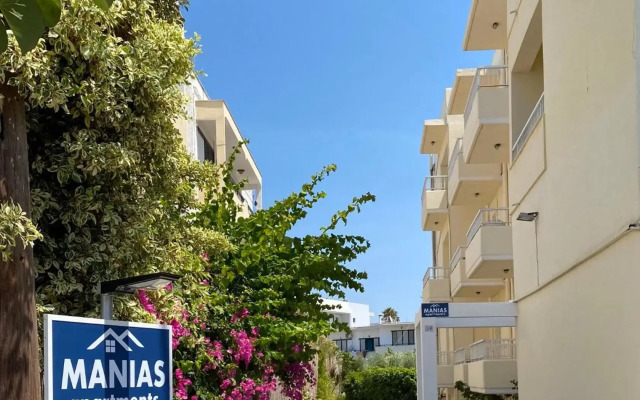 Manias Apartments