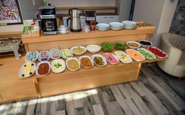 Taya Hatun Hotel