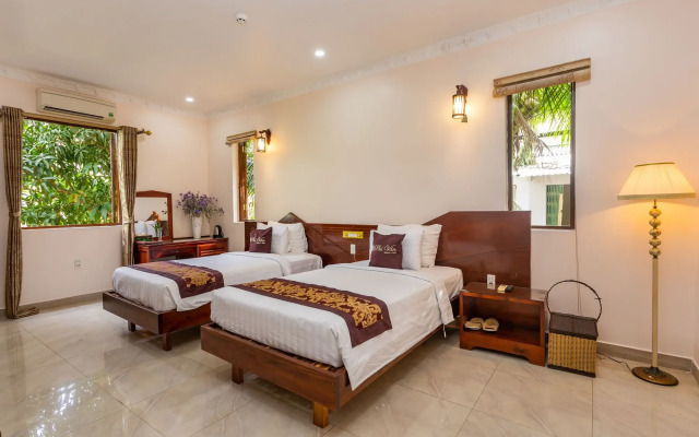 Phu Van Resort & Spa