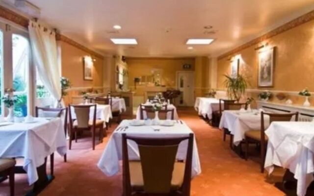 Maranton House Hotel