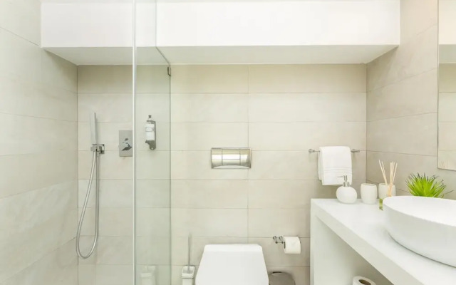 Travelstaytion - Central in Oporto