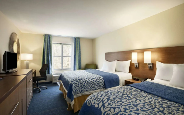 Sleep Inn & Suites Altoona North