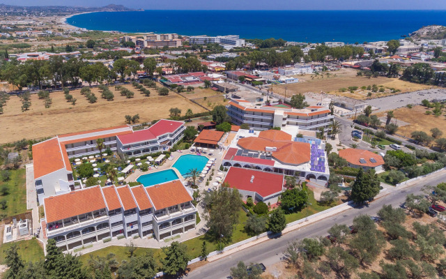 Hotel Niriides Beach