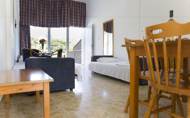 Eliofos Elegant Maisonettes