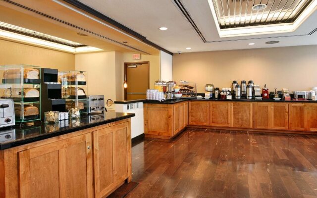 Best Western Plus Bayside Inn