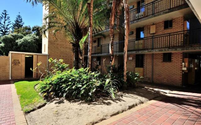 Cappuccino Delight - 1 bedroom central Fremantle apartment