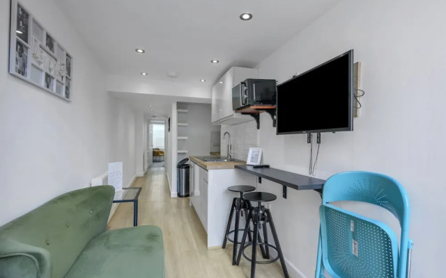 Ecclesall Road Apartment