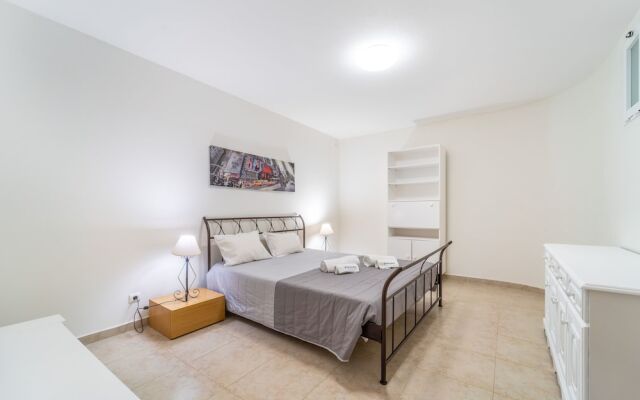 Villa Lemos by HelloVacations