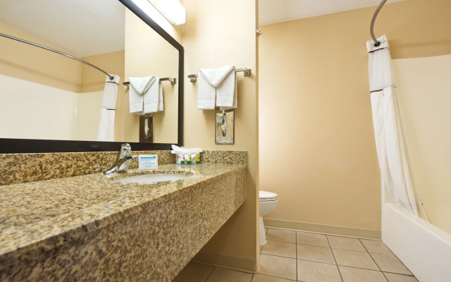 Tombstone Grand Hotel A Baymont By Wyndham