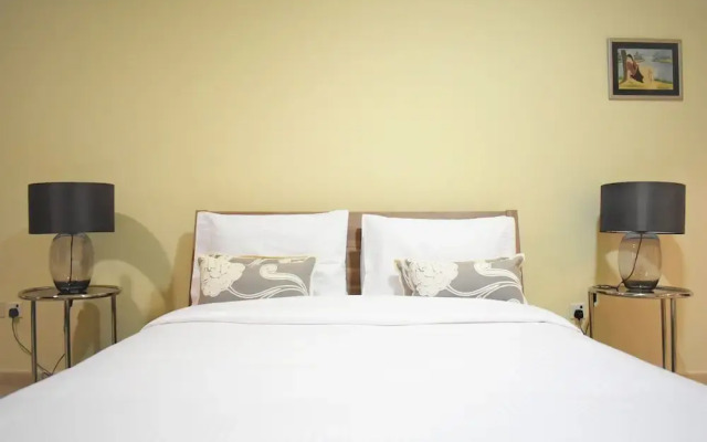 Spacious 2 BR Apartment Princess Tower