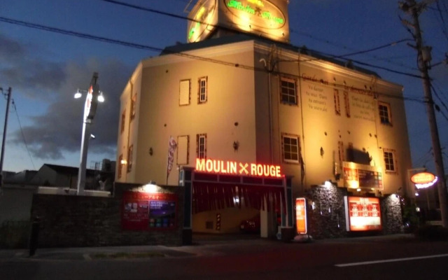 HOTEL MOULIN ROUGE - Adults Only