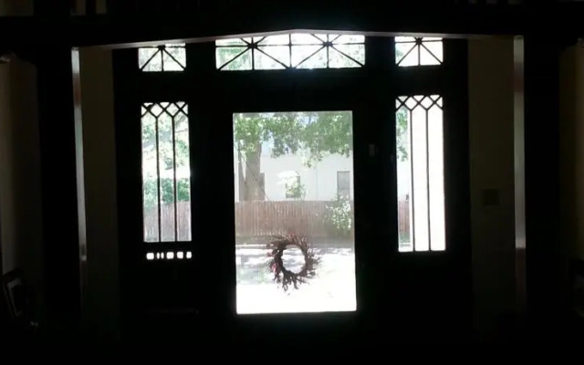 Historic Holle House