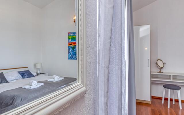 Sea View Villa Danica