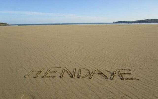 Rental Apartment Corniche 4 Hendaye