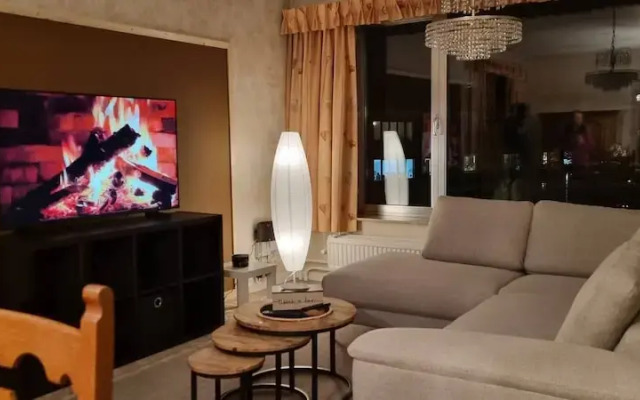 Superb Flat 3 Bedrooms Private Parking