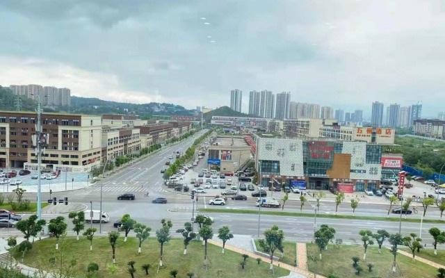 Binhe Hotel (Yongchuan Wanda Branch)