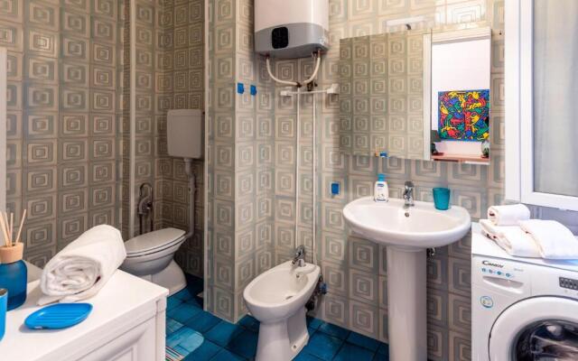 086 - Sunshine Home, 5 minuti dalla spiaggia, VISTA MARE - PARCHEGGIO PRIVATO GRATIS INCLUSO