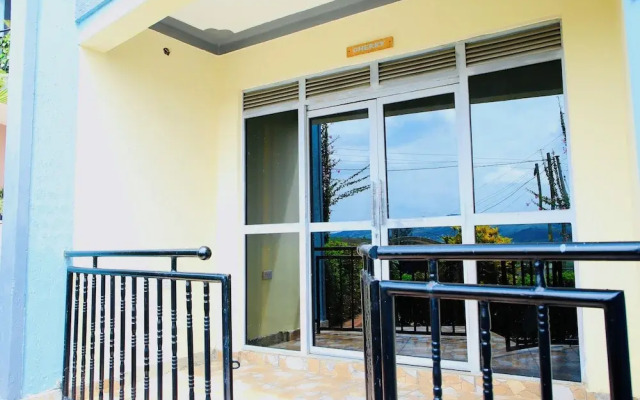 Westway Luxury Suites