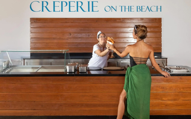 Roda Beach Resort & Spa