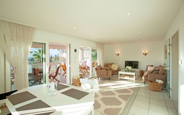 Villa Costa Del Sol