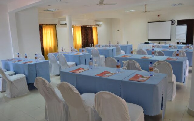 Ramada Resort, Accra Coco Beach