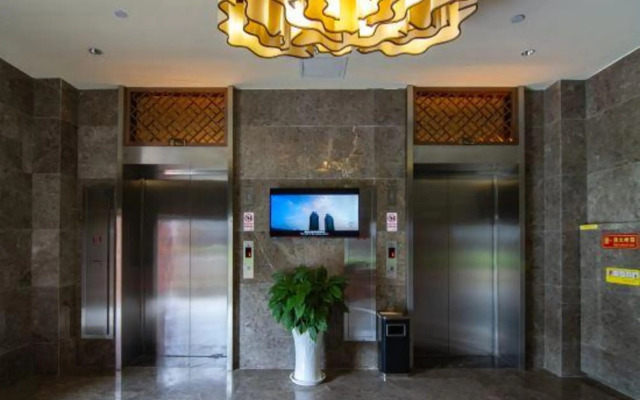 Jinfoshan Liangjiang Holiday Hotel