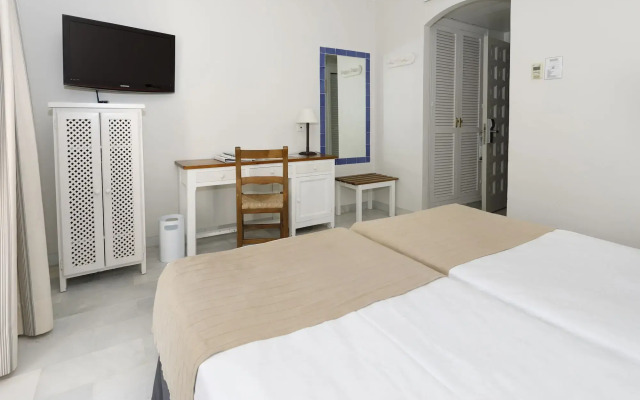 Playa De La Luz Hotel