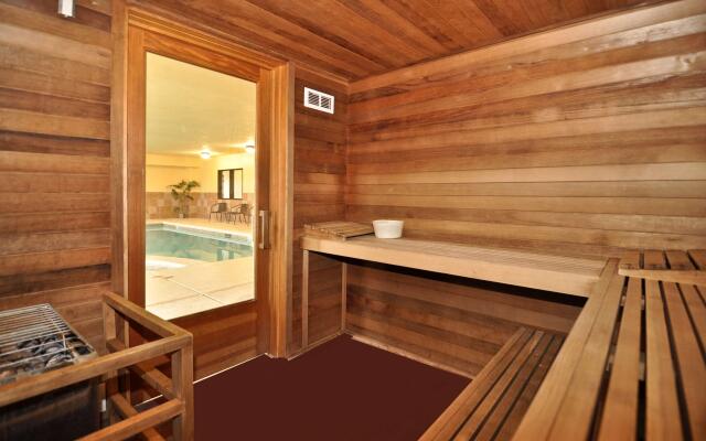 Best Western Plus Eagleridge Inn & Suites