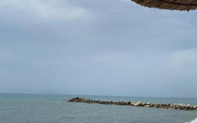 Qerret Beach Apartment