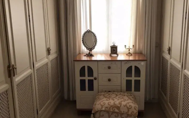 Boutique Guest Rooms