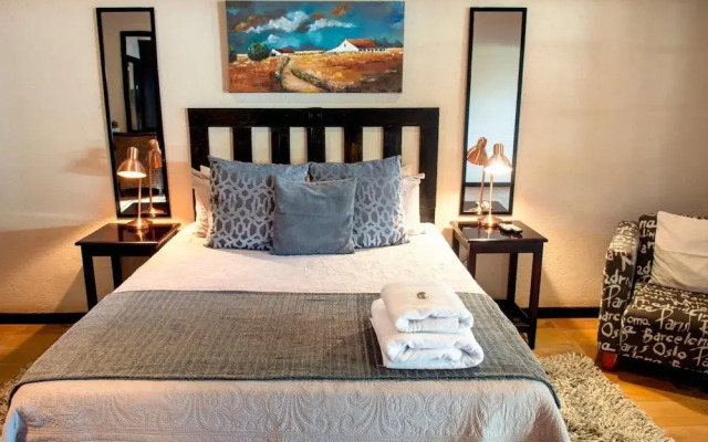 Four Seasons Guesthouses