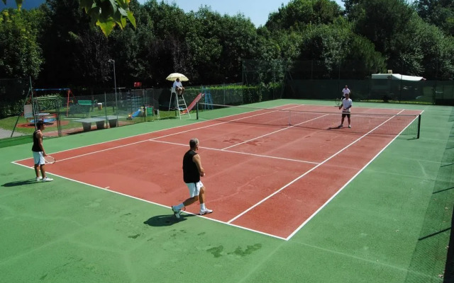 Campeggio Ai Colli Fioriti