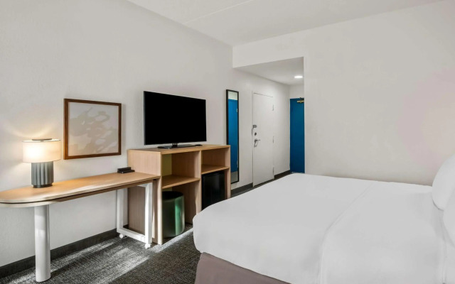 Spark by Hilton Stevensville