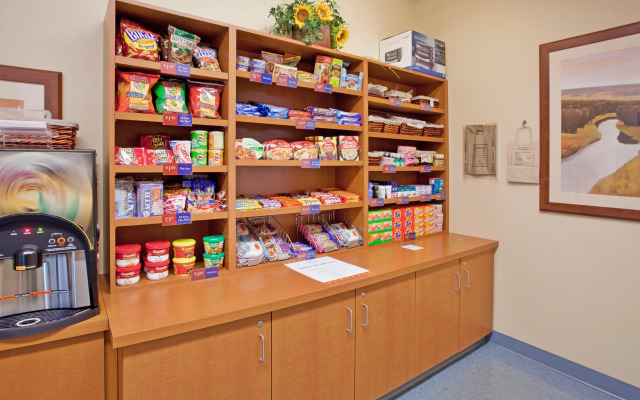 Candlewood Suites Junction City Fort Riley by IHG