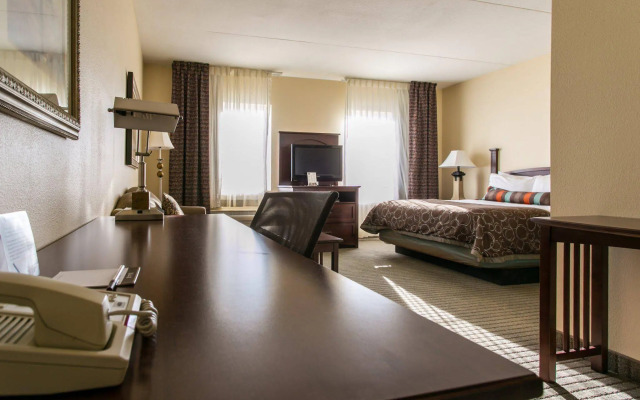 Staybridge Suites Chattanooga at Hamilton Place by IHG