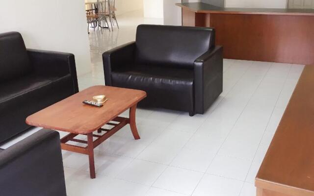 Dindings Pantai Desair Apartment By DPD