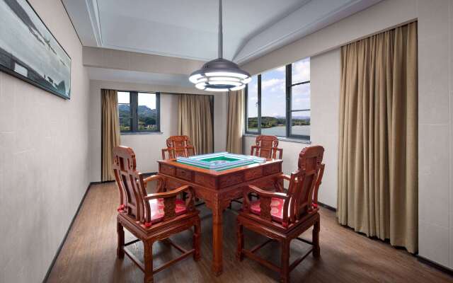 Ramada by Wyndham Yingshan Jiulongwan Resort